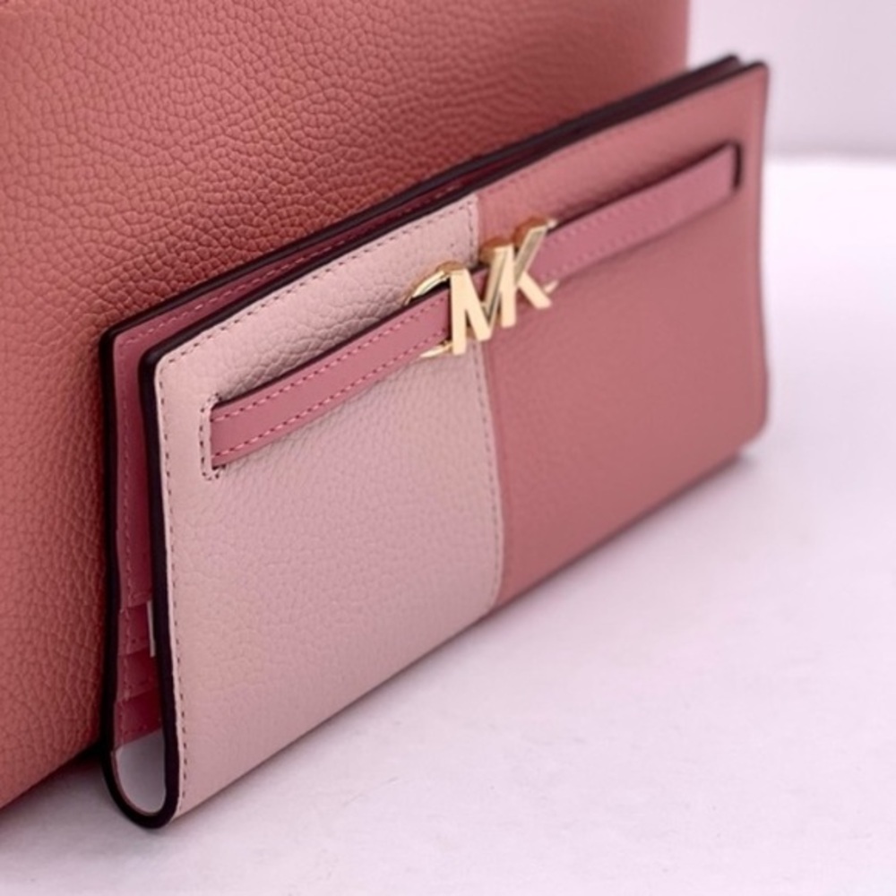 MICHAEL KORS Reed Large Pebbled Leather Snap Wallet